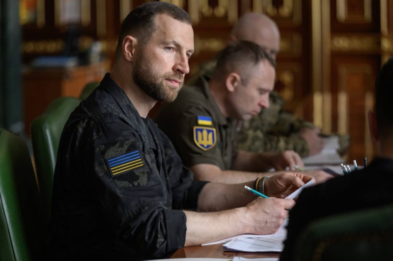 Zelenskyy approves new long-range strike targets in Russia