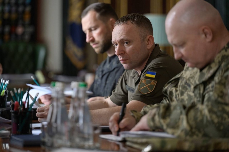 Zelenskyy approves new long-range strike targets in Russia