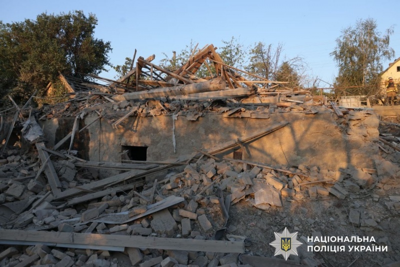 Russian strike on Zaporizhzhia kills one as people may be trapped under rubble