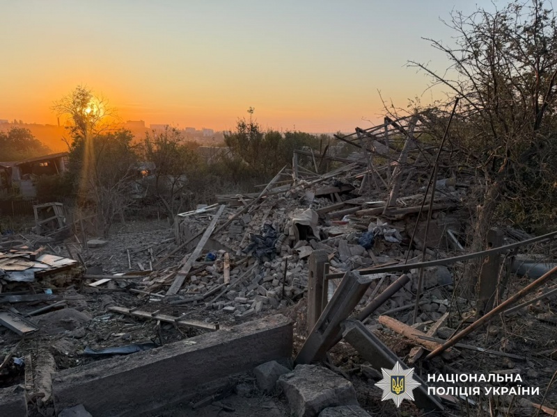 Russian strike on Zaporizhzhia kills one as people may be trapped under rubble