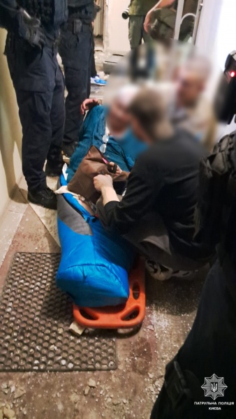 Police show first moments after overnight Russian strike on Kyiv