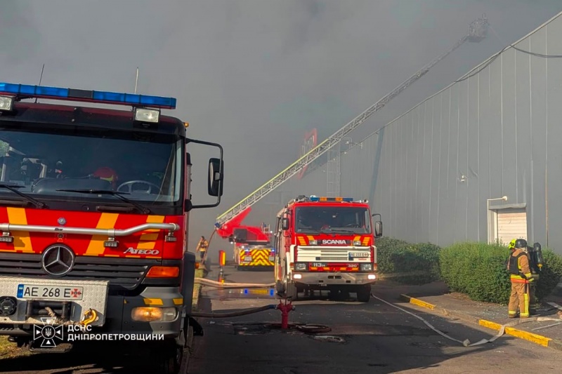 Six killed, over 100 injured: Details emerge of Russia's strike on mall in Zelenskyy's hometown