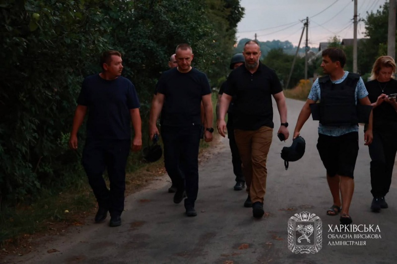 Russian strike kills 3 people in Kharkiv suburb