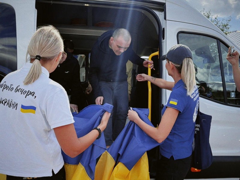 Ukraine brings home 10 soldiers missing in action through Belarus