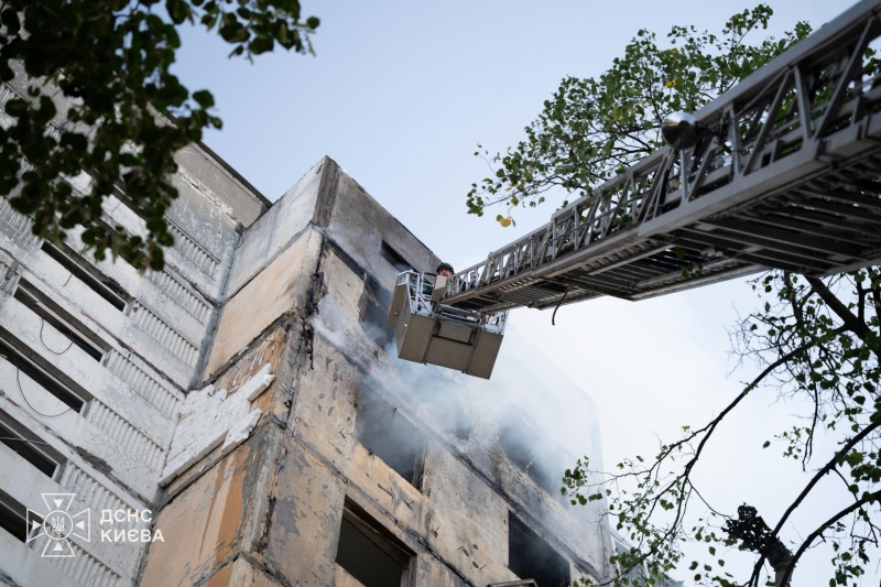 Three people injured in Russian strike on Kyiv high-rise: Footage of aftermath