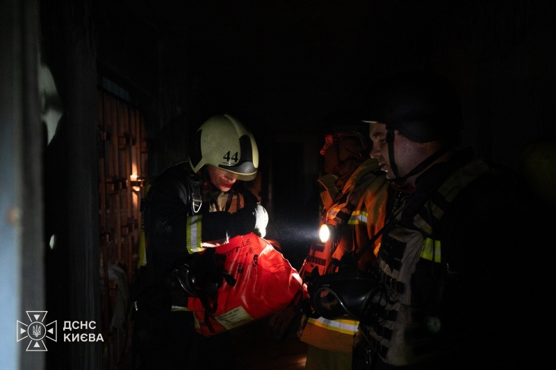 Three people injured in Russian strike on Kyiv high-rise: Footage of aftermath