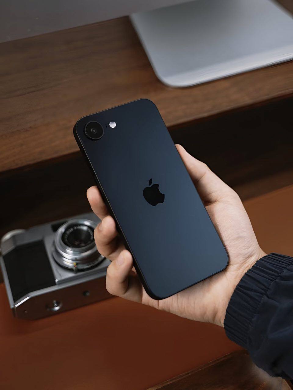 Apple офіційно випустила бюджетний iPhone 16E: характеристики новинки