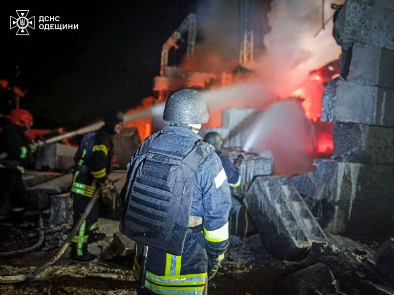 Zelenskyy confirms civilian deaths in Russian night attack, urges allies to respond