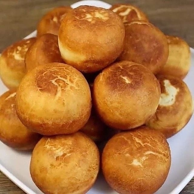 Чем заменить молоко в пончиках, чтобы тесто получилось воздушным: полезный лайфхак