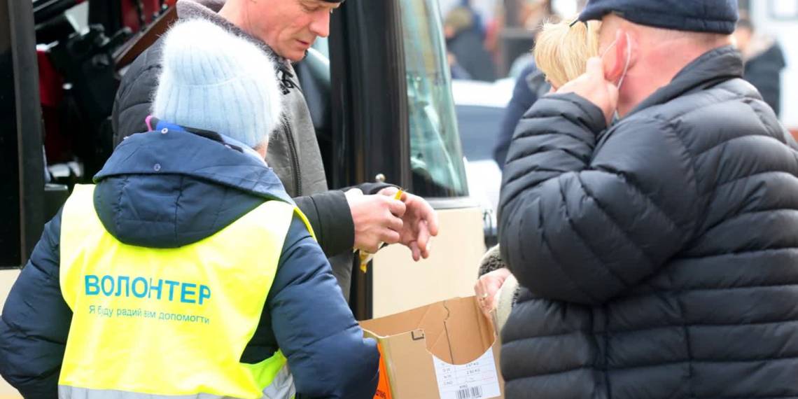 З Польщі масово повертаються українці: автобуси переповнені