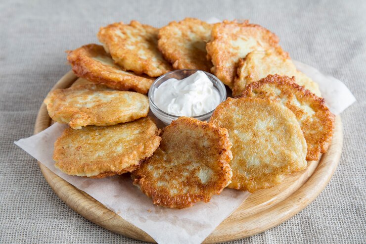 Такого вы еще не ели: простой рецепт приготовить дерунов с квашеной капустой