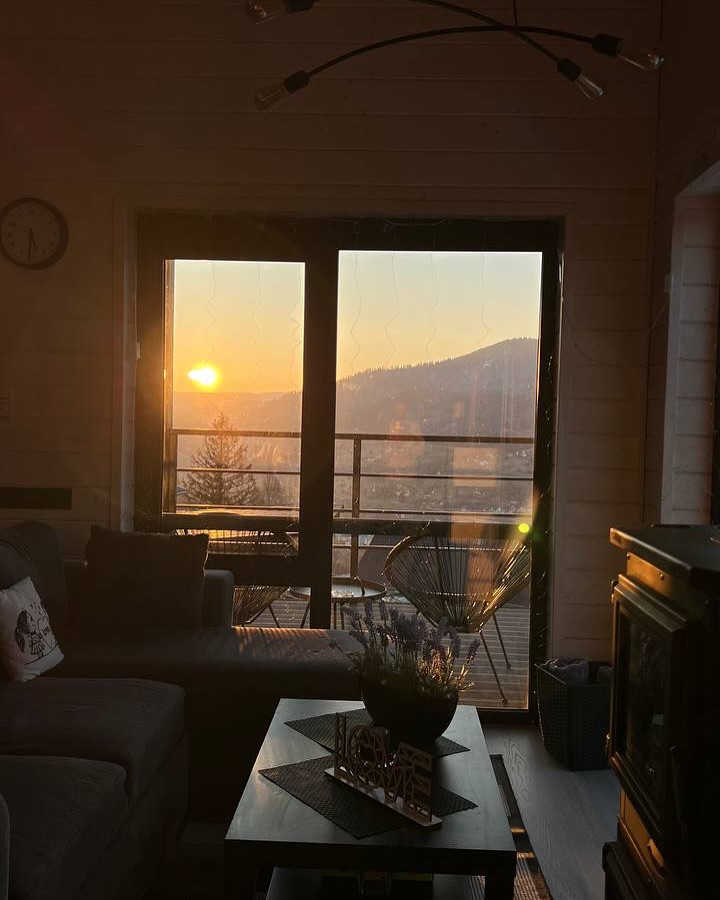 Весняні вихідні в Карпатах: топ будинків і котеджів, де можна відпочити на природі