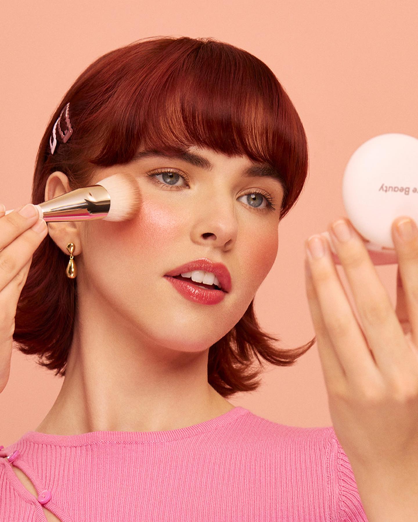 Cелена Гомес представила новий косметичний продукт у своїй лінійці (фото, відео)