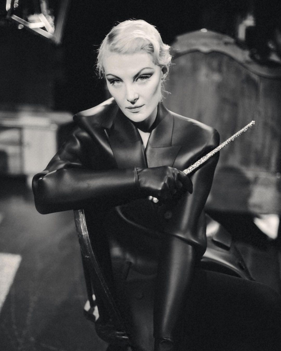 Мати Ілона Маска виступить на одній сцені з росіянками: розгорається скандал