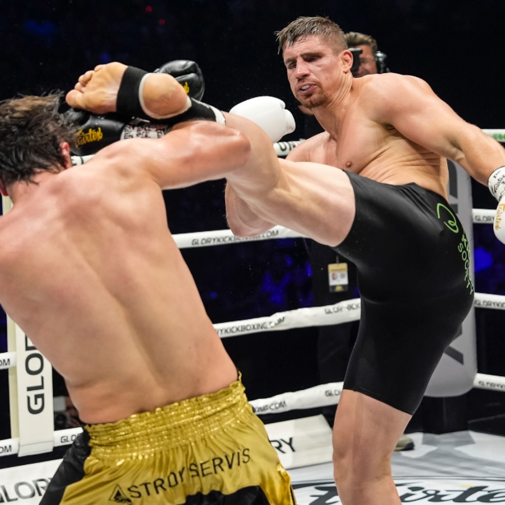 Усику готовят неожиданный вызов: Аль Аш-Шейх хочет боя с другим абсолютным чемпионом