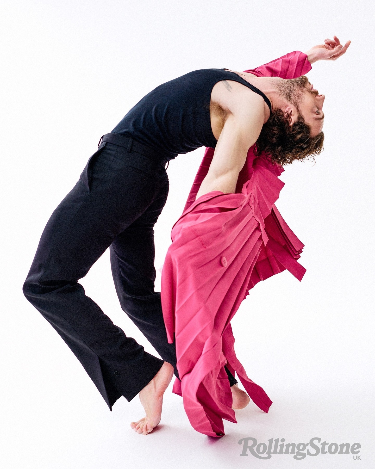 Новий Джеймс Бонд у сміливій фотосесії показав всю свою красу (фото)