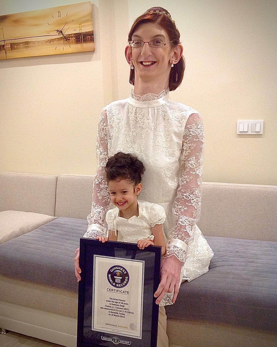 Найвища жінка світу потрапила до Книги рекордів Гіннеса: як вона виглядає зараз (фото)