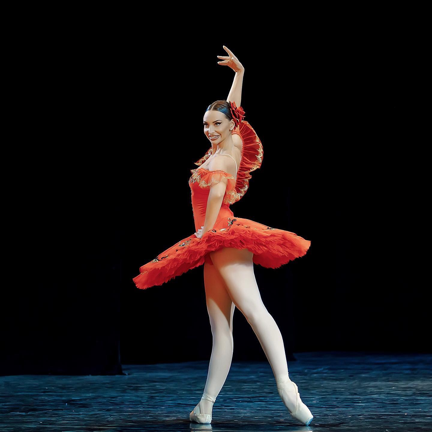 Муж Екатерины Кухар намекнул на их развод и попал в громкий скандал из-за русской культуры