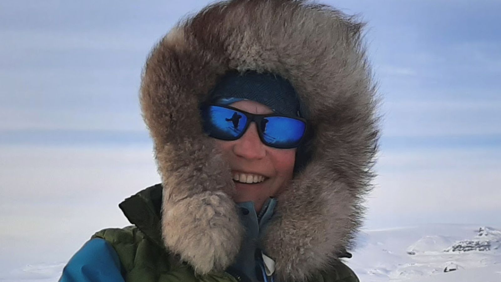 Четыре женщины поедут в Антарктиду считать пингвинов и продавать сувениры