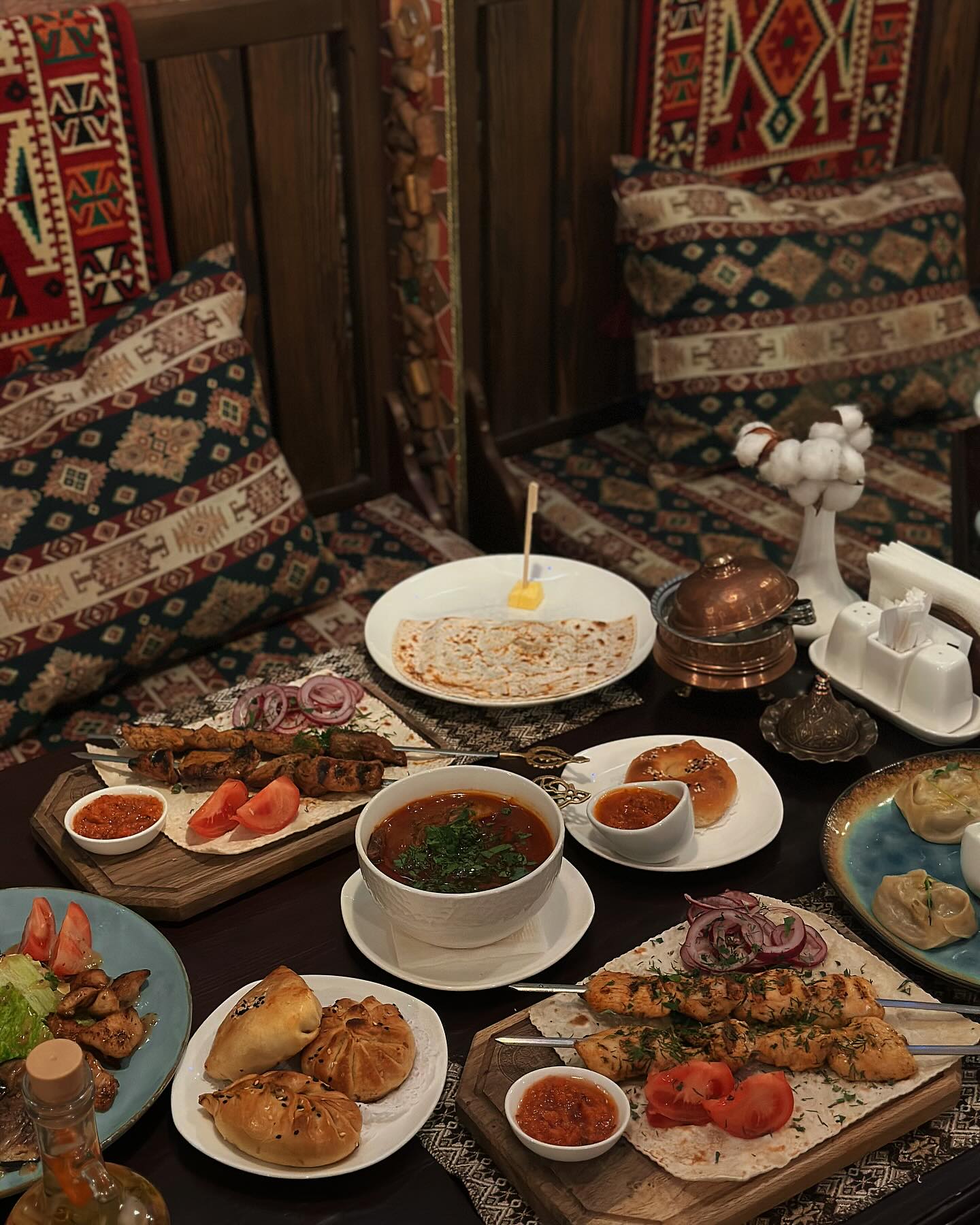 5 ресторанів кримськотатарської кухні в Києві, які повернуть вас в атмосферу Криму