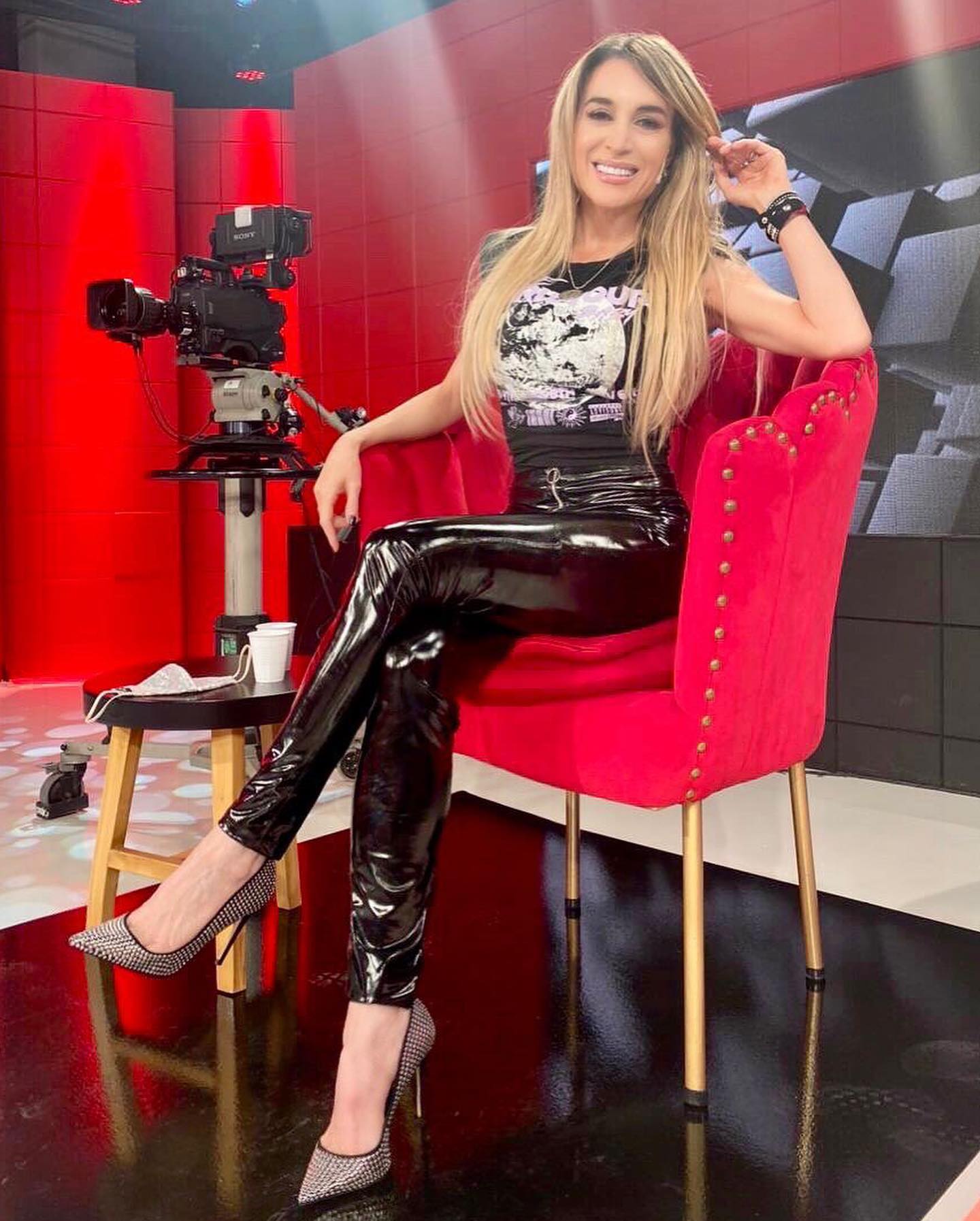 Фатіма Флорес. Що відомо про жінку, з якою зустрічається новий президент Аргентини Хав'єр Мілей