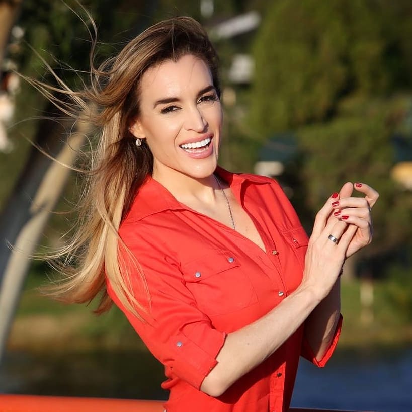 Фатіма Флорес. Що відомо про жінку, з якою зустрічається новий президент Аргентини Хав'єр Мілей