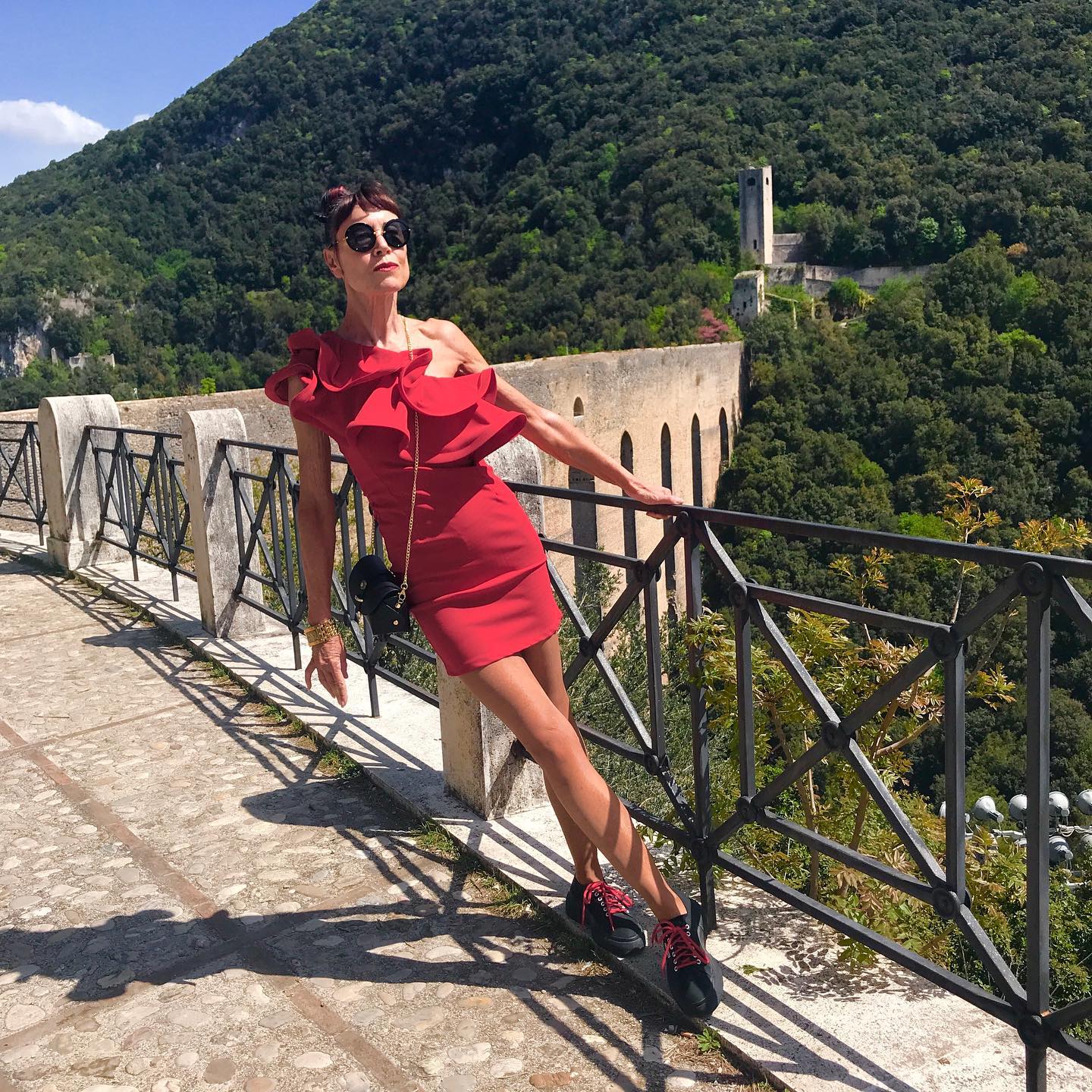 Всього три продукти: 74-річна красуня назвала їжу, яка дозволяє їй зберігати тіло молодої дівчини