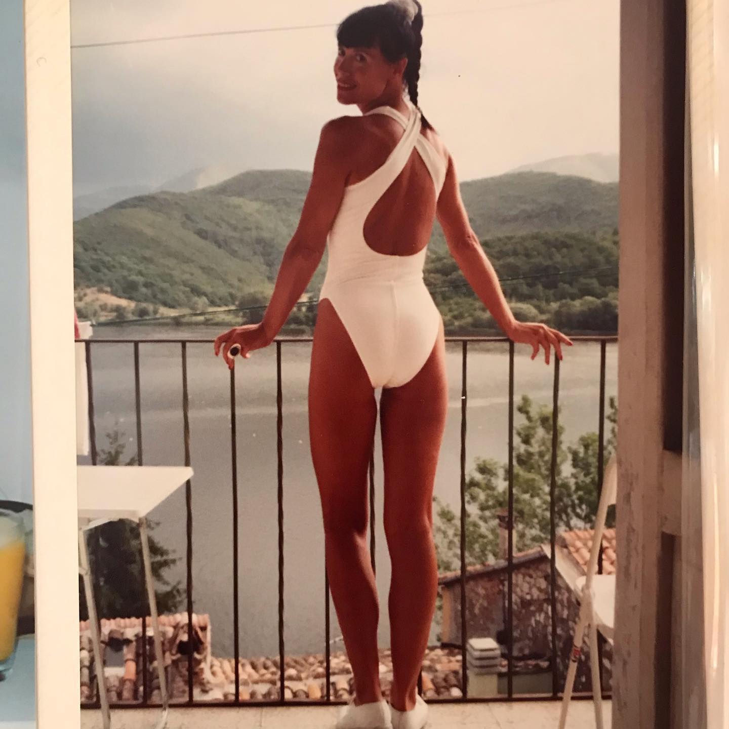 Всього три продукти: 74-річна красуня назвала їжу, яка дозволяє їй зберігати тіло молодої дівчини