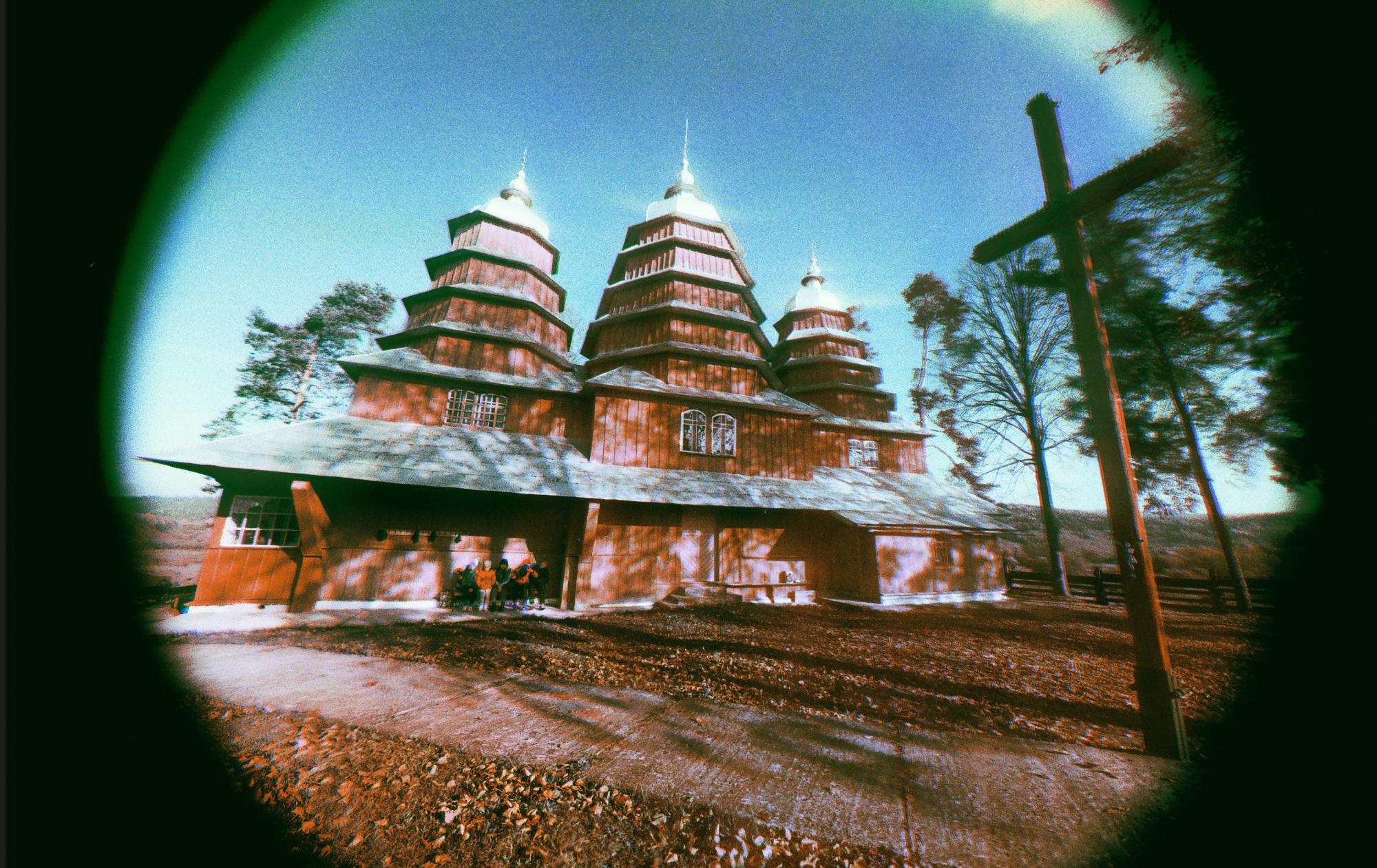 Дерев'яні церкви та гражди. В Україні показали архітектурні скарби заходу країни