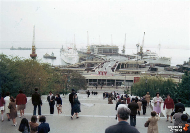 Давай взятку за путевки, либо отдыхай &quot;дикарем&quot;. Какими на самом деле были отпуска в СССР