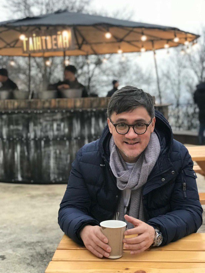 В Узбекистане провели &quot;спецоперацию&quot; по снятию флага Украины с балкона. Местных взбесило &quot;постыдное шоу&quot; (фото)