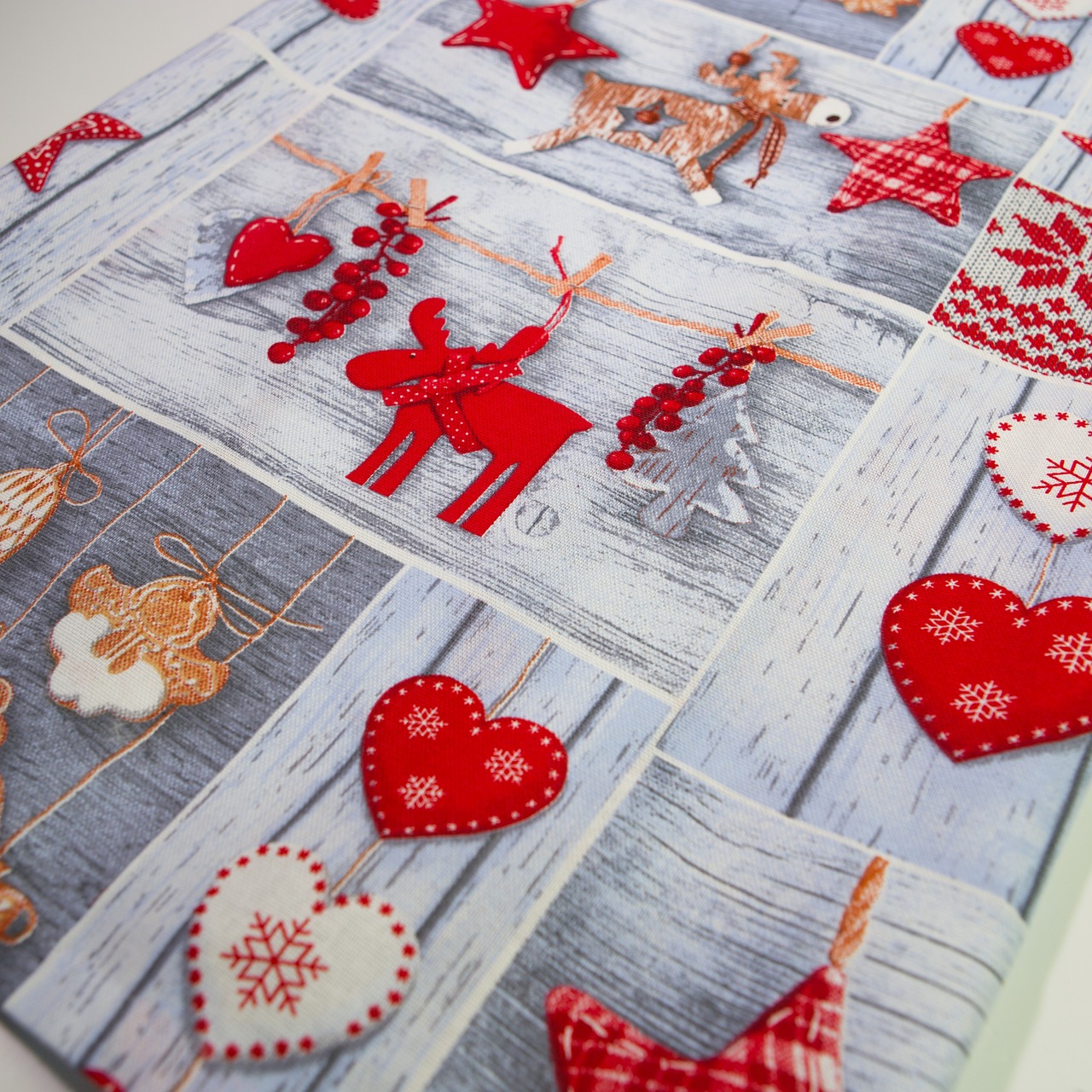 5 порад для вибору скатертини, щоб вона стала справжнім центром уваги