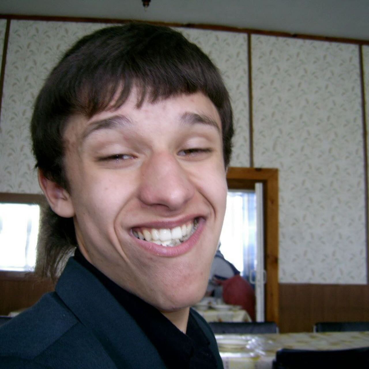 &quot;Мурахи по тілу від радощів&quot;. Тарас Цимбалюк показав, який мав вигляд у шкільні роки (фото)