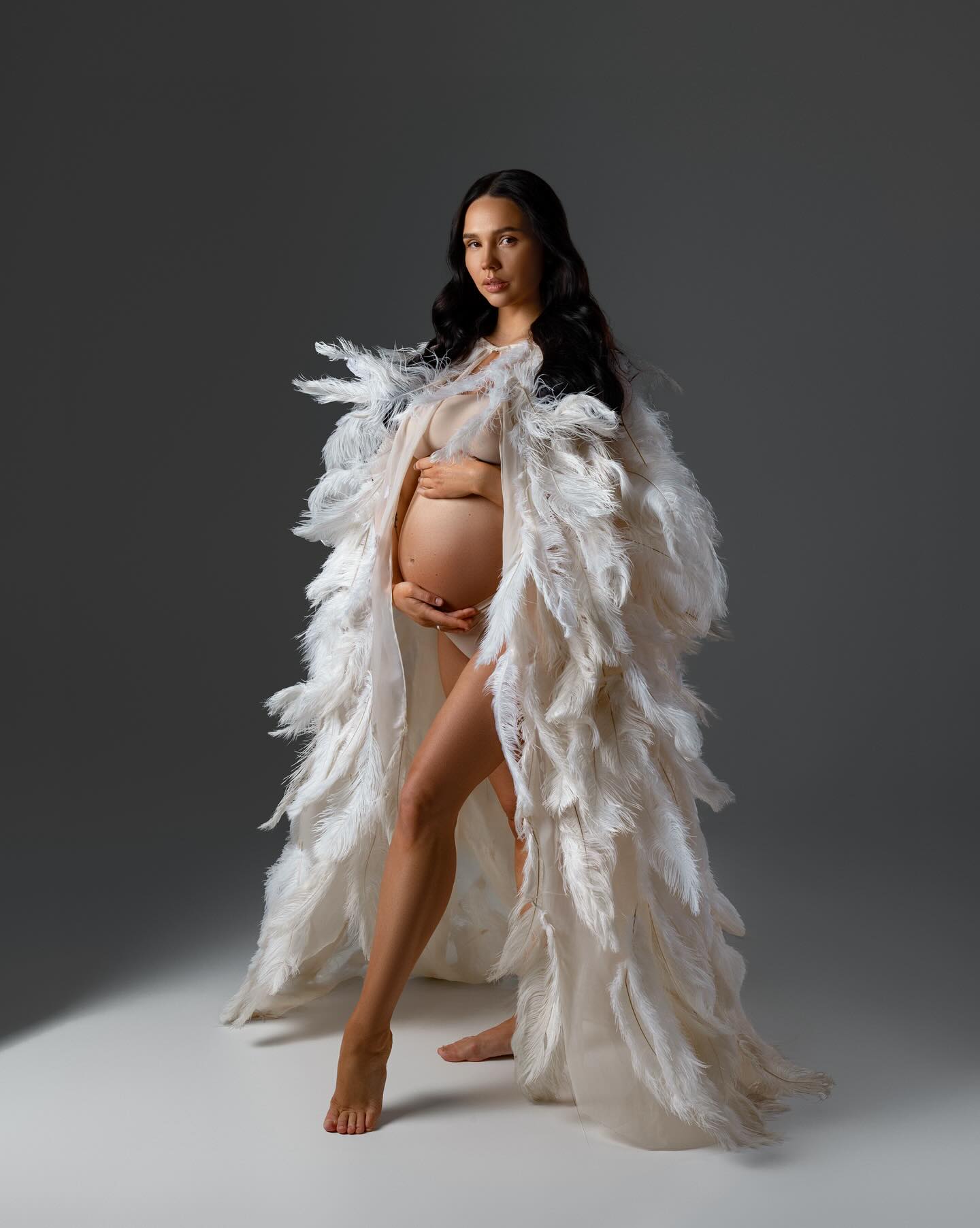 Кот і Татарінцева стали батьками: перше відео і фото з дитиною