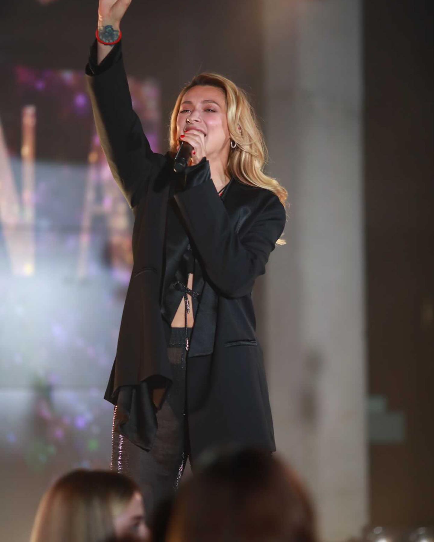 Не Ткачем единым: кто еще из знаменитостей развлекал гостей на свадьбе скандального блогера