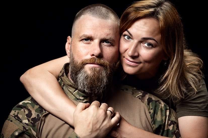 Настоящие лав-стори: звезды ТВ растрогали словами о любимых женщинах