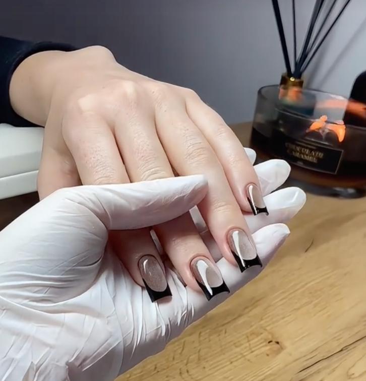 Трендовий манікюр &quot;котяче око&quot;, який хочеться повторити: 5 стильних ідей для яскравої осені