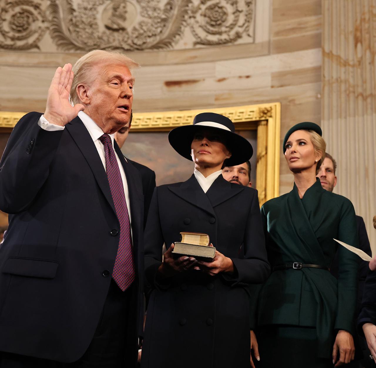 Ефросинина обратилась к Мелании Трамп после инаугурации и показала &quot;свои лучшие фото&quot;