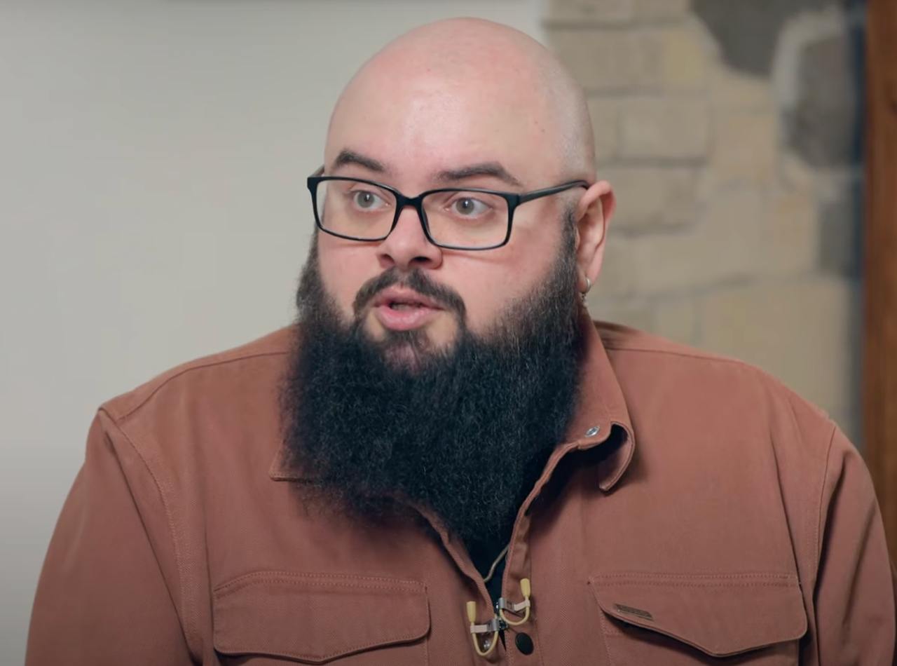 Lincoln, кредиты и арендованная квартира: комик из &quot;Квартала&quot; прямо сказал, сколько зарабатывает и тратит