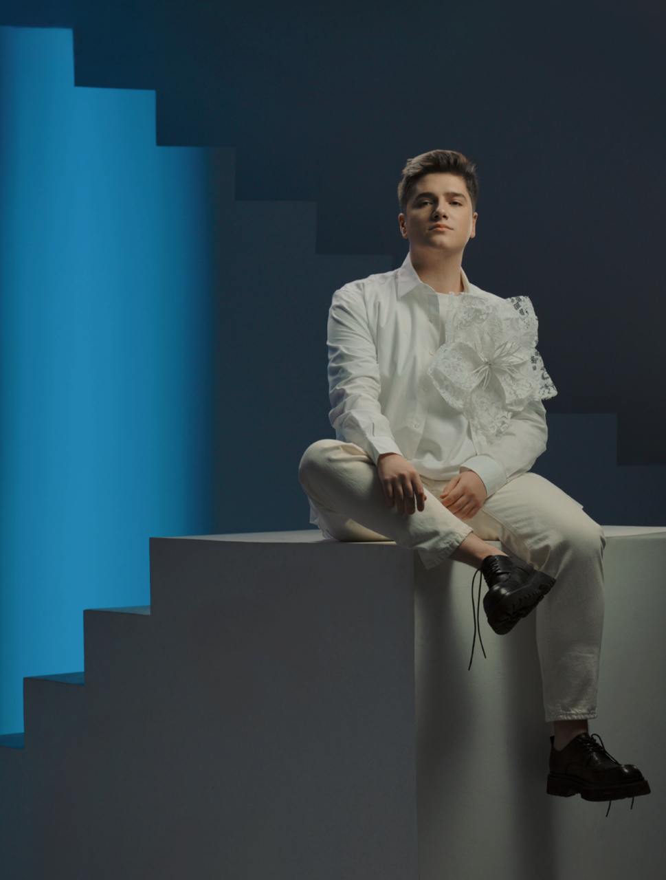 Зірка "Голосу країни" відверто сказав, що думає про Артема Пивоварова