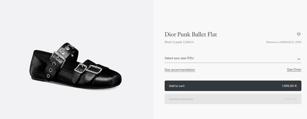 З сумкою за 150 тисяч. Дружина Усика &quot;вигуляла&quot; в Іспанії трендовий образ