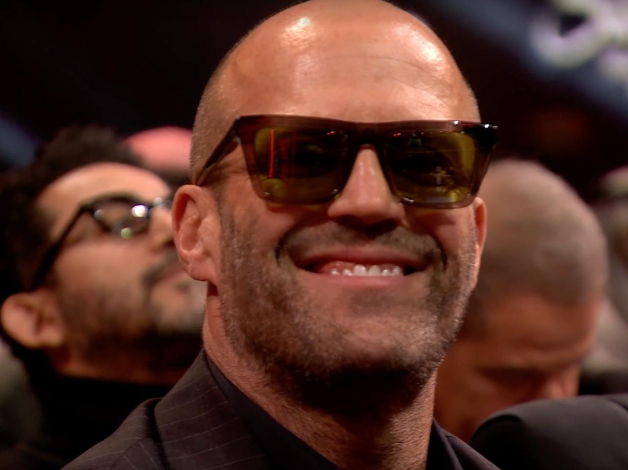 Стейтем та його красуня-дружина &quot;засвітилися&quot; на бою Усика. У свої 57 зовсім не постарів (фото)