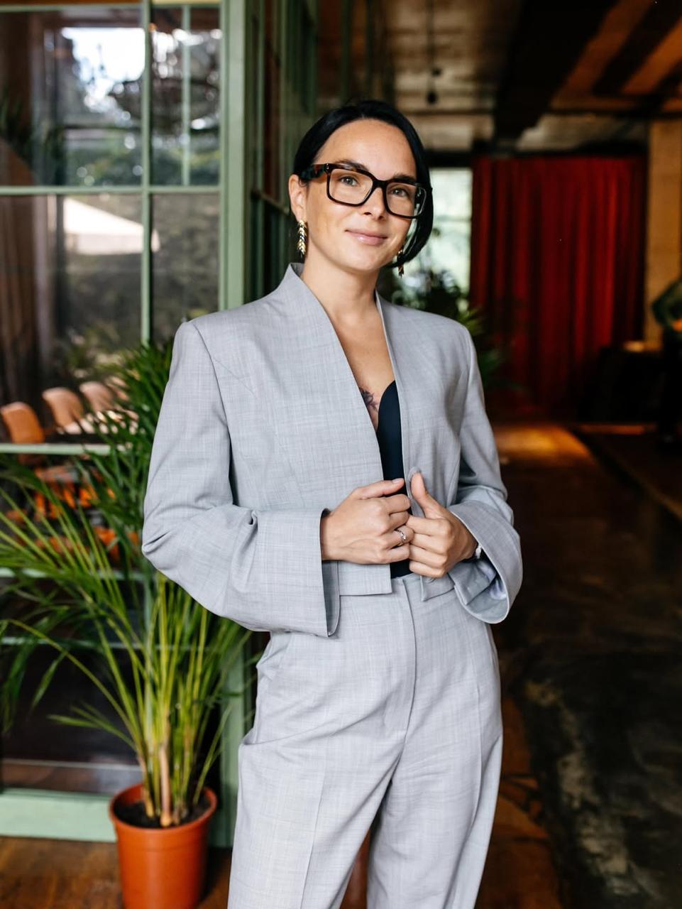 Інна Мірошніченко показала три осінні &quot;луки&quot; на будь-яку погоду: очей не відірвати