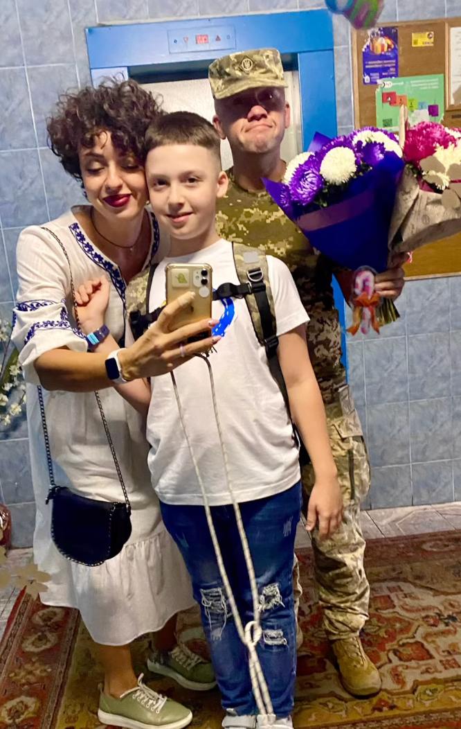 &quot;Сиди молча и не возвращайся&quot;: актриса и жена военного резко высказалась об артистах-беглецах