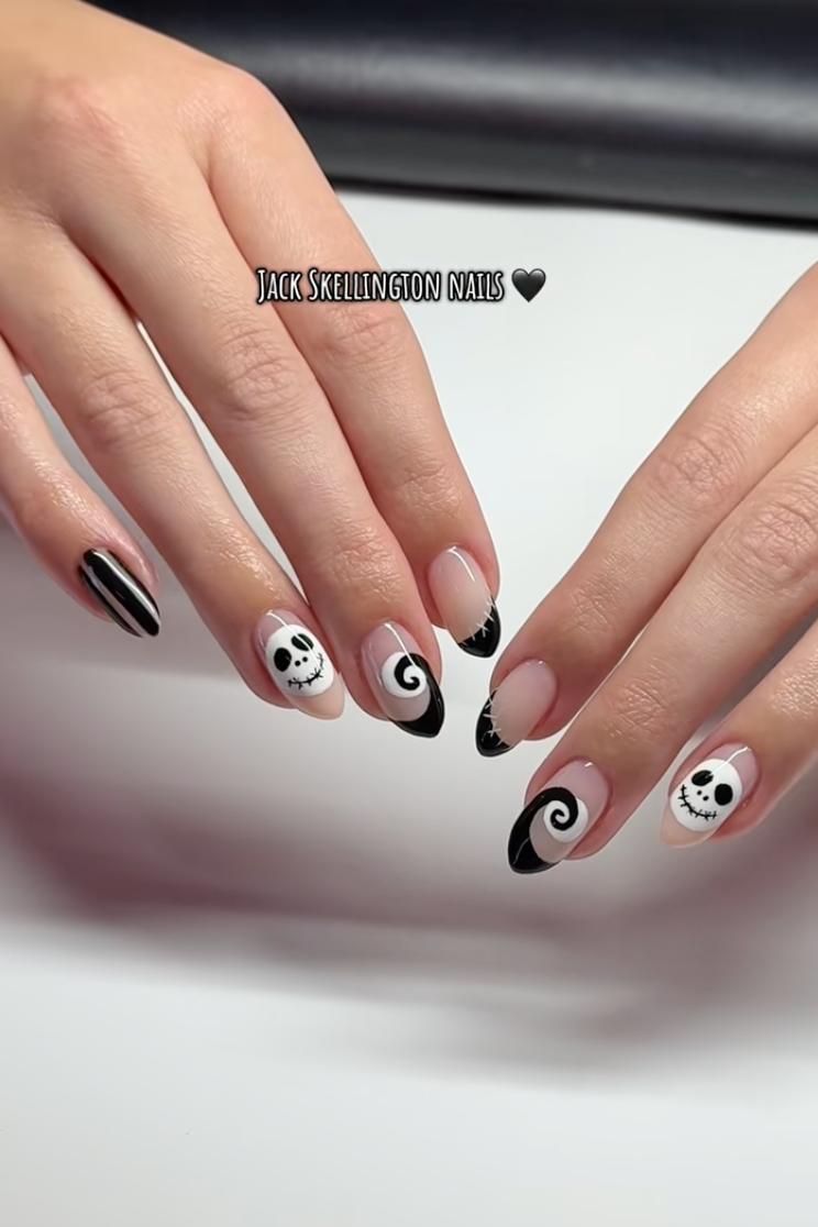 Цей манікюр на Гелловін приверне увагу всіх навколо: 5 трендових ідей