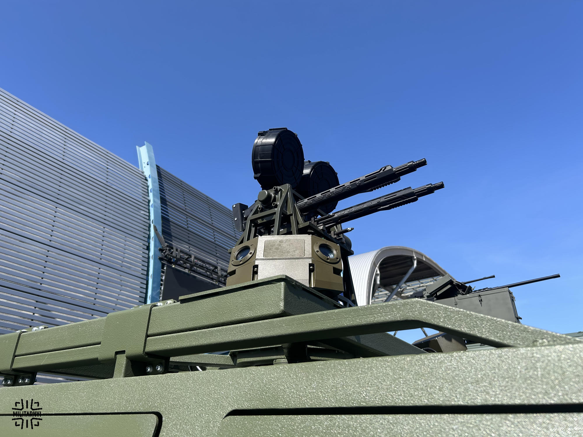 Дробовик проти дронів: "Українська бронетехніка" показала новий протидроновий модуль