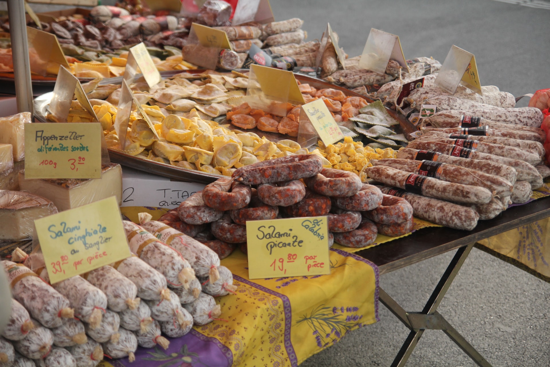 Рекордный рост цен. Столько стоят продукты в супермаркетах Швейцарии