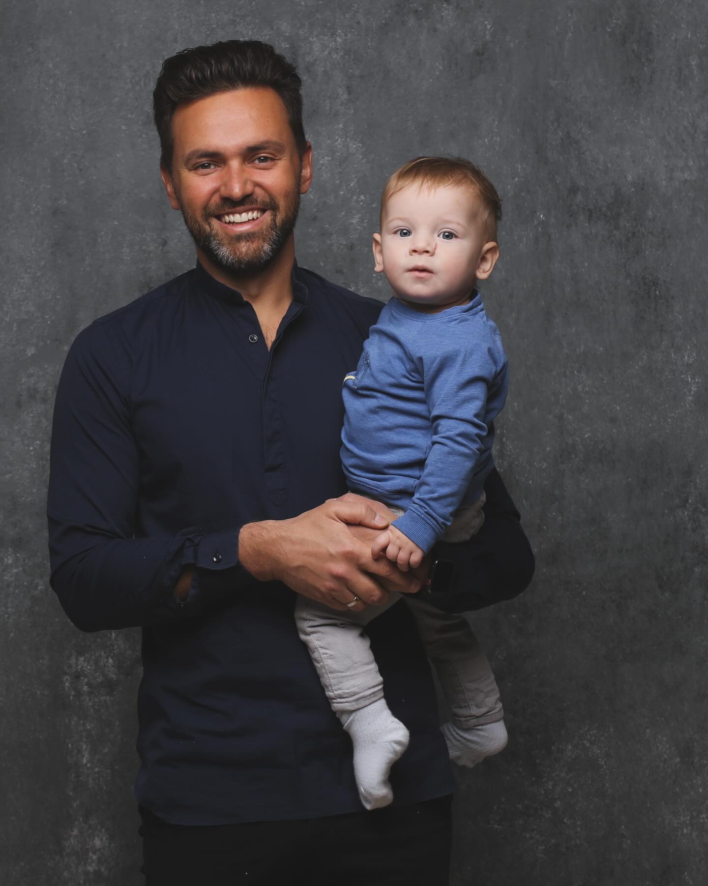 Мірошниченко зворушливо привітав сина з 4-річчям і показав архівні фото: &quot;Мій маленький геній&quot;