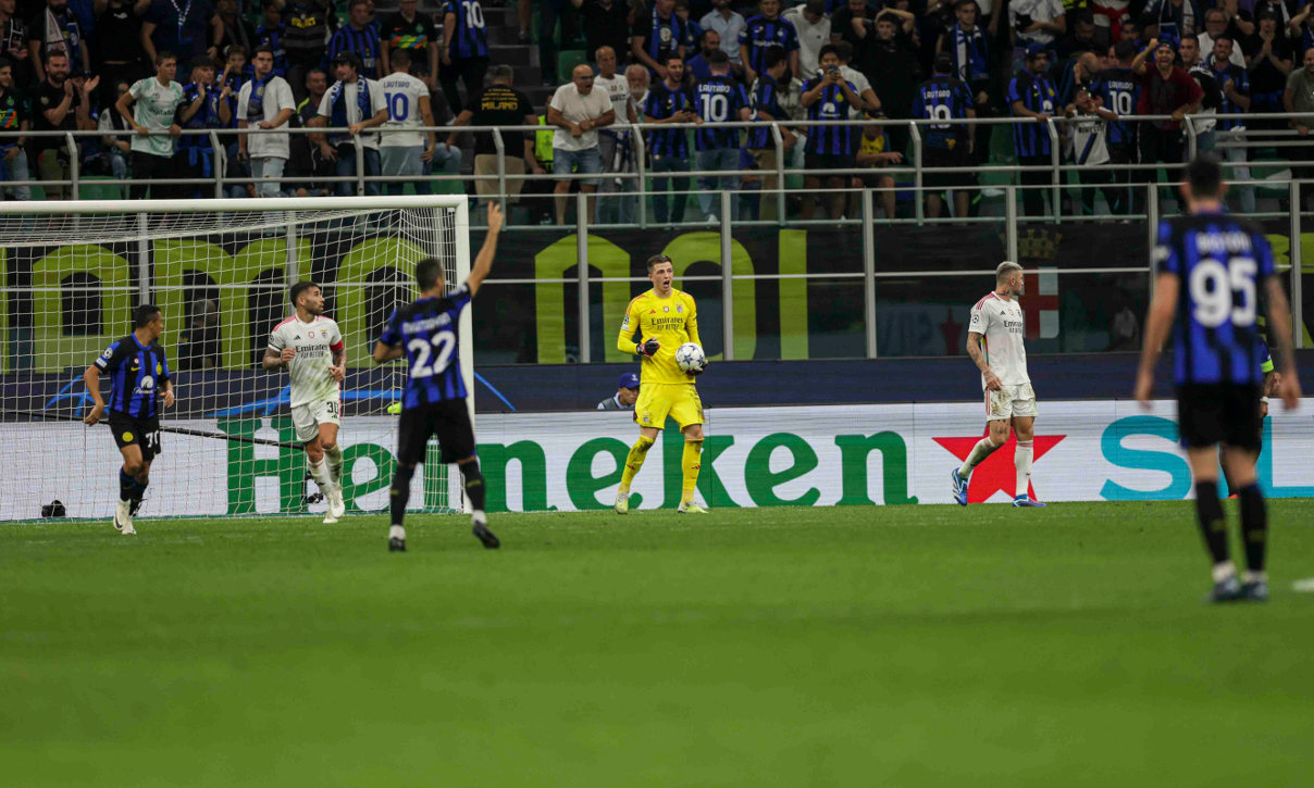 Спасал-спасал, но не спас. Смотрите все сейвы Трубина против &quot;Интера&quot; в одном видео