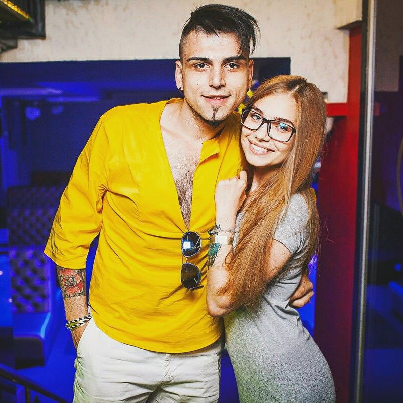 Такими ви їх не бачили: як виглядали Саша Бо та Ігор Пустовіт до того, як стали мегапопулярними (фото)